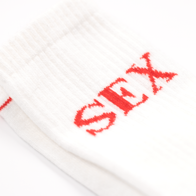 "SEX" in an elevator Socks