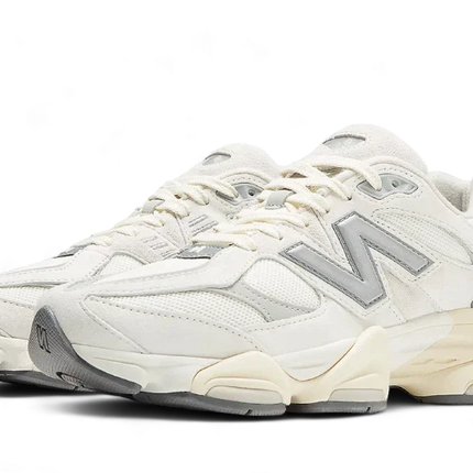 New Balance New Balance 9060 Sea Salt Moonbeam - U9060WHT