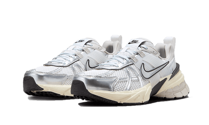 Nike Nike V2K Run Metallic Silver - FD0736-100